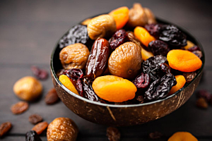 Orechy a sušené ovocie pomáhajú udržať železo v tele na normálnej úrovni | Frutree